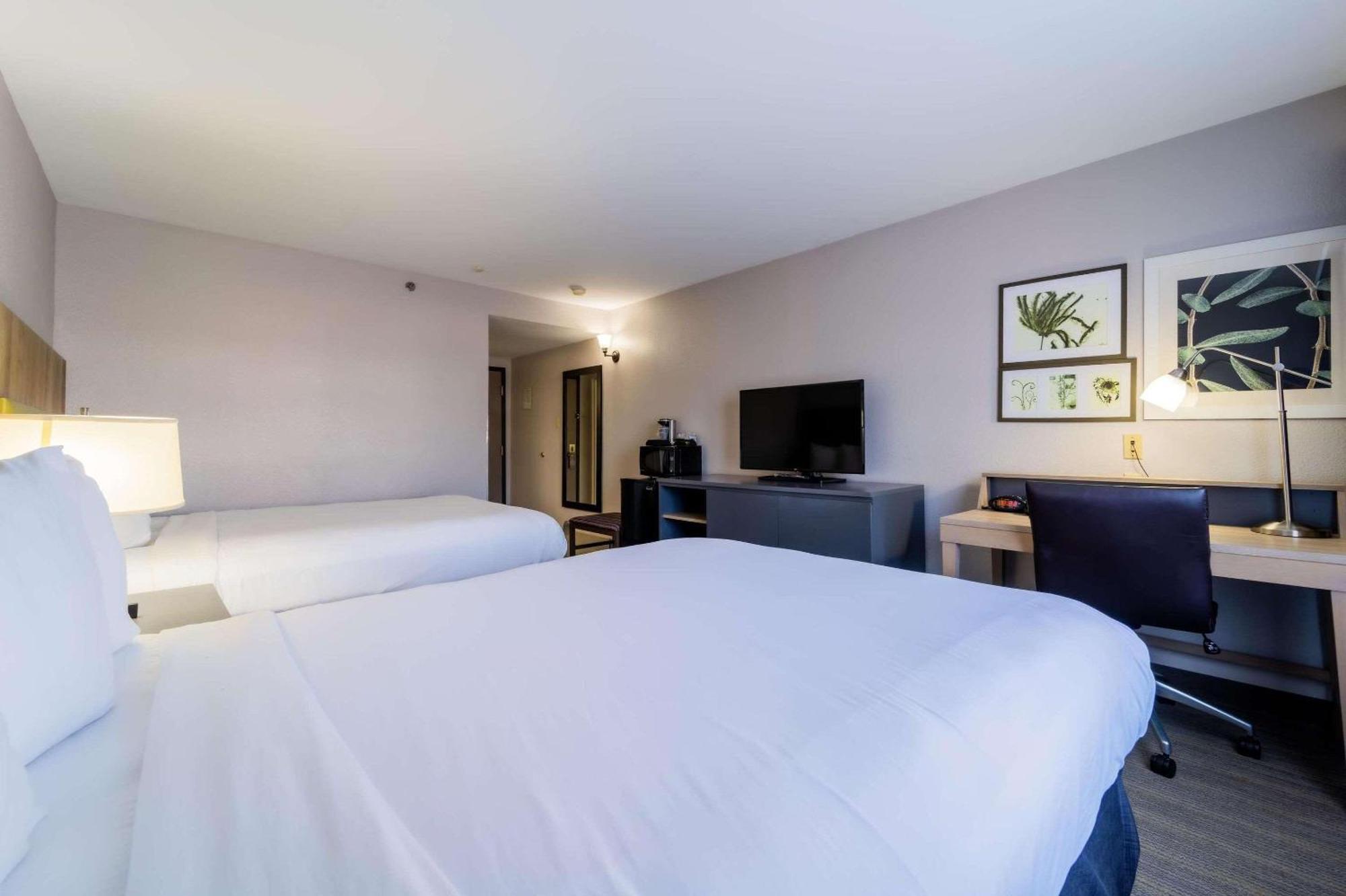 Country Inn & Suites By Radisson, Richmond I-95 South, Va Bellwood ภายนอก รูปภาพ
